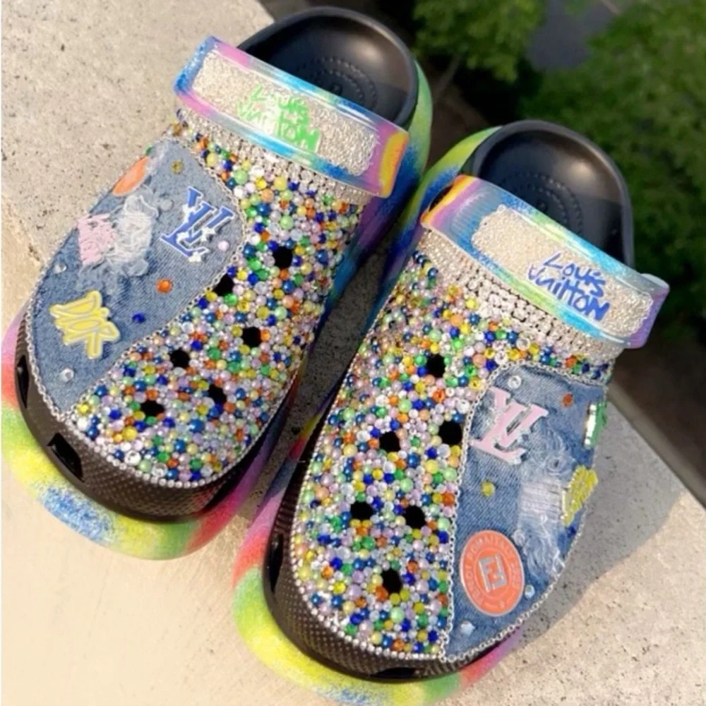 Bling Classic Mega Crush Crocs!! Women’s size 8 - Picture 1 of 5